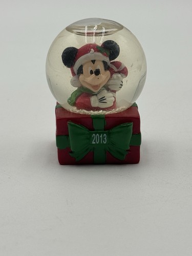Disney collectible snow - collectible,